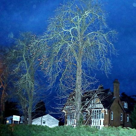 Gatwick Inn Horley Buitenkant foto
